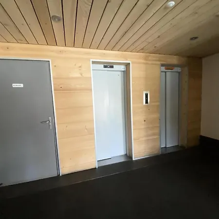 Hauts De La Vanoise - Location: Pour Deux Personnes Centre Station Mae-9120 Apartamento *